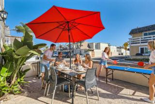 Awesome 3BR 2BTH 1 Block To Beach C2 - 9