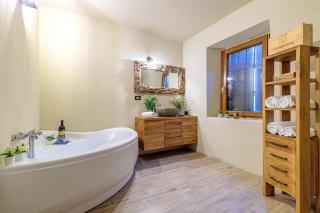 Cascina Liebe con Idromassaggio - 7