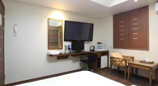 City Park Hotel - 4