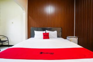 RedDoorz near Sarangan Lake - 0