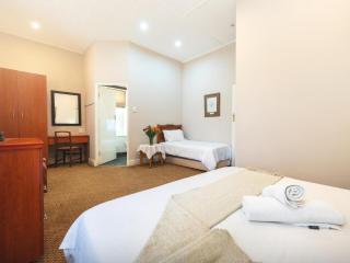 Oak lodge Guest House - 5