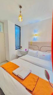 Captivating 1 Bedroom apartment - 7