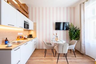 Prague Days - Studios with Loft bed in Top location - 2