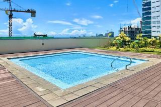8 Newtown Boulevard Near Airport and Beach - 1