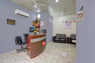 Hotel O Raas Near Hira Sweet - 8