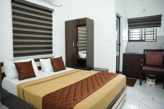 Hotel Gold Suite, Kakkanad - 9