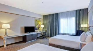Hilton Garden Inn Oshkosh - 9