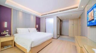 Lavande Hotels Guangzhou Baiyun Avenue North Metro Station - 4