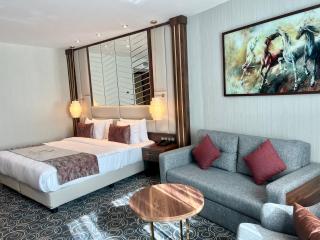 Golden Rose - 5
