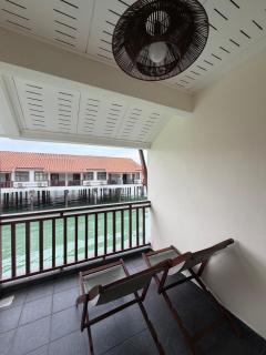 Brassalova Signature Stay - 7