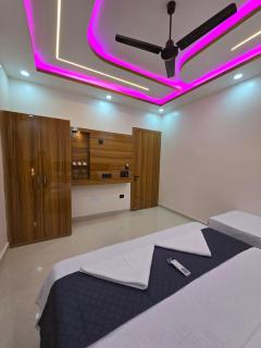Hotel Hans Palace - 2