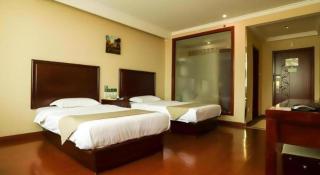 GreenTree Inn Lu Yi County Zi Qi Avenue Branch - 1