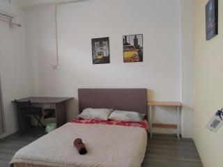 WAQI Homestay - 5