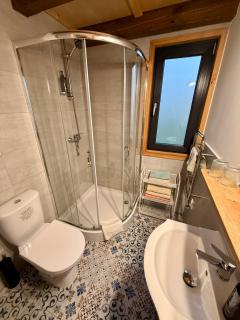Domek z jacuzzi Wypoczynek Pod Lipami - 3