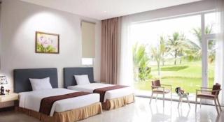Diamond Bay Golf and Villas - 2