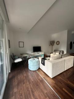 Pine Cape Apartments - 6