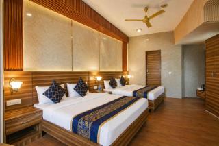 Hotel Vijay Palace - 3