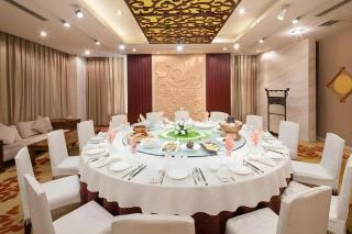 Expo Garden Hotel - 7