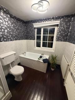 Lucy Cross Guest House - 7