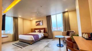 Vaishnavi Beacon Hotel Patna - 1