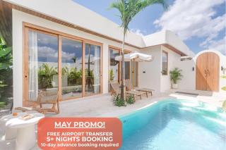 3BR Tropical Retreat with Pool - 0
