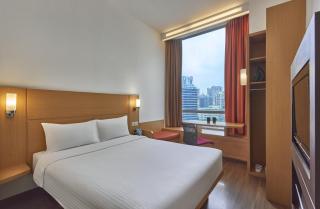Ibis Singapore Novena - 4