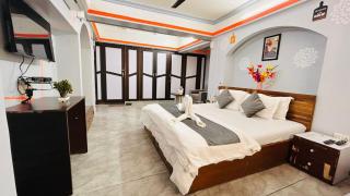 Kalpataru Hometel - 6