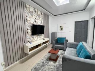 2 Pièces Moderne à Château - Angré - 1