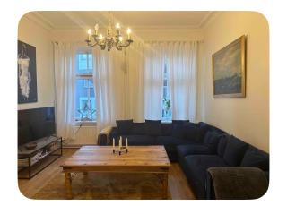 Charming huge apartment with south sunny balcony - 8