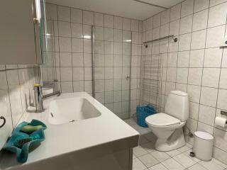 GV21 - 2BR Spacious Bergen Waterfront - 7