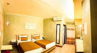 Loft Living Hotel Khonkaen - 4