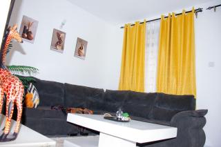 B&E curated homes - 4
