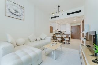 PVH - Vibrant 1BR in Binghatti Amber - 5