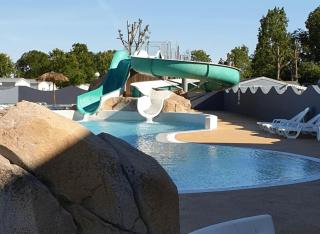 ZEcamping 4 pet friendly terrain multisports piscine couverte - 3