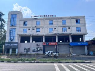 Hotel O Grand - 0