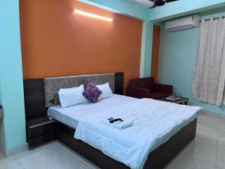 Hotel O Grand - 8