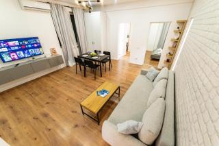 Ultracentral Spacious Apartment 4BR - 5