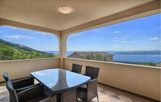 Gorgeous Apartment In Bast With House Sea View - 5