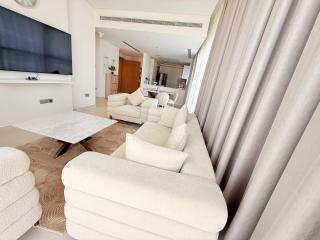 Andalos, Luxury 2BR Apartment in Al Reem Island, Radiant Bay - 9