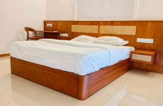 Estate Four - Cardamom Suite - 3
