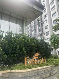 3-Bedroom, 2-Bathroom Apartment at Emerald Celadon, Aeon Mall Tan Phu - 1