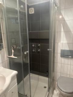 2 Zimmer Terrassenwohnung Zentral gelegen - 2