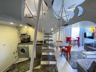 AB N303 Unique Duplex Studio with Panoramic Nile Views - 0