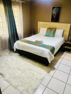 Maun East Gate Guesthouse - 2