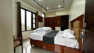 Sukoon Inn by Bharmouri Home Stay - 9