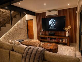 The Hive Collection Private Safari Villa - 7