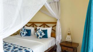 CityBlue Creekside Hotel & Suites - 2