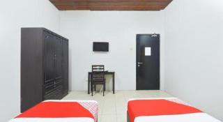 OYO 91052 Hotel Kenangan - 8