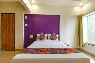 FabHotel Living Spaces - 6