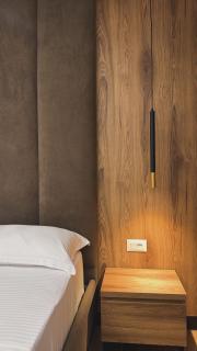 Dine Residence - 8